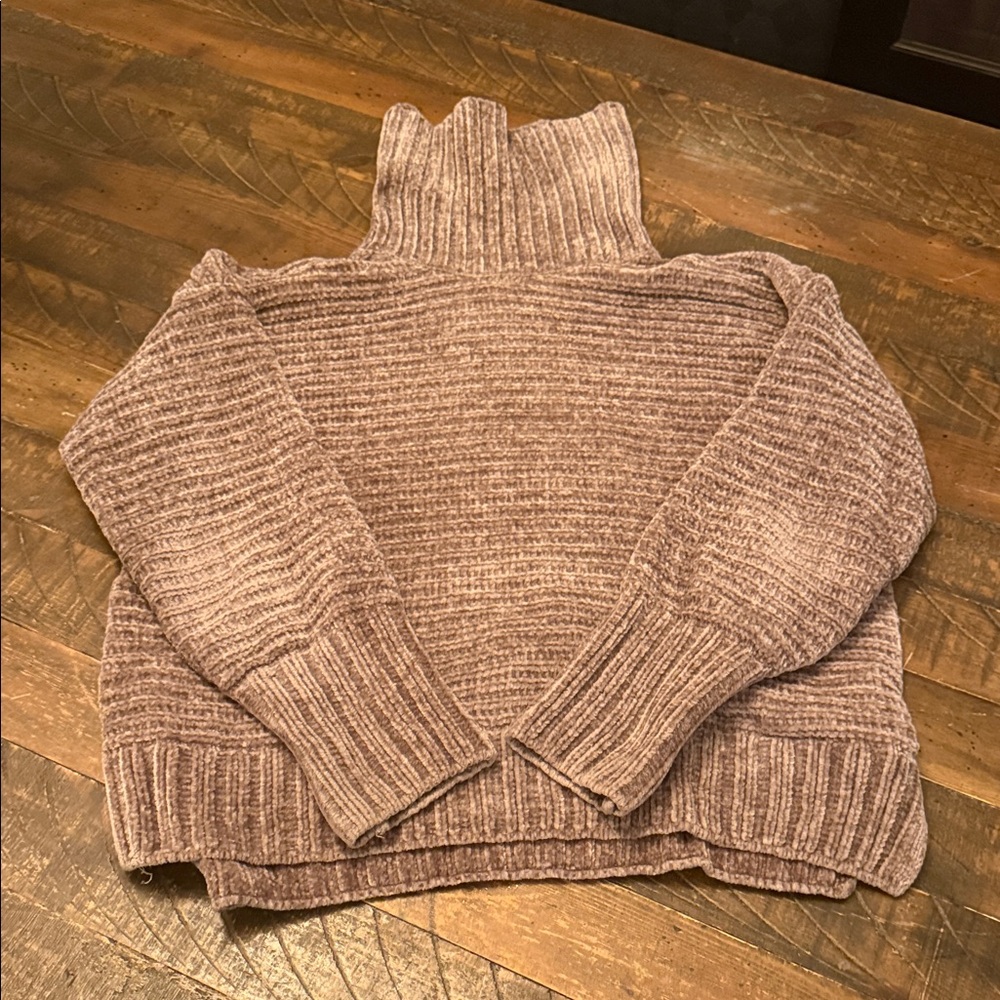 Pink Rose Ribbed Turtleneck Sweater - Tan
